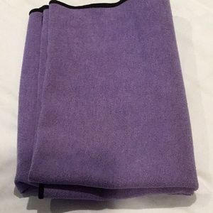 Hot yoga towel NWOT